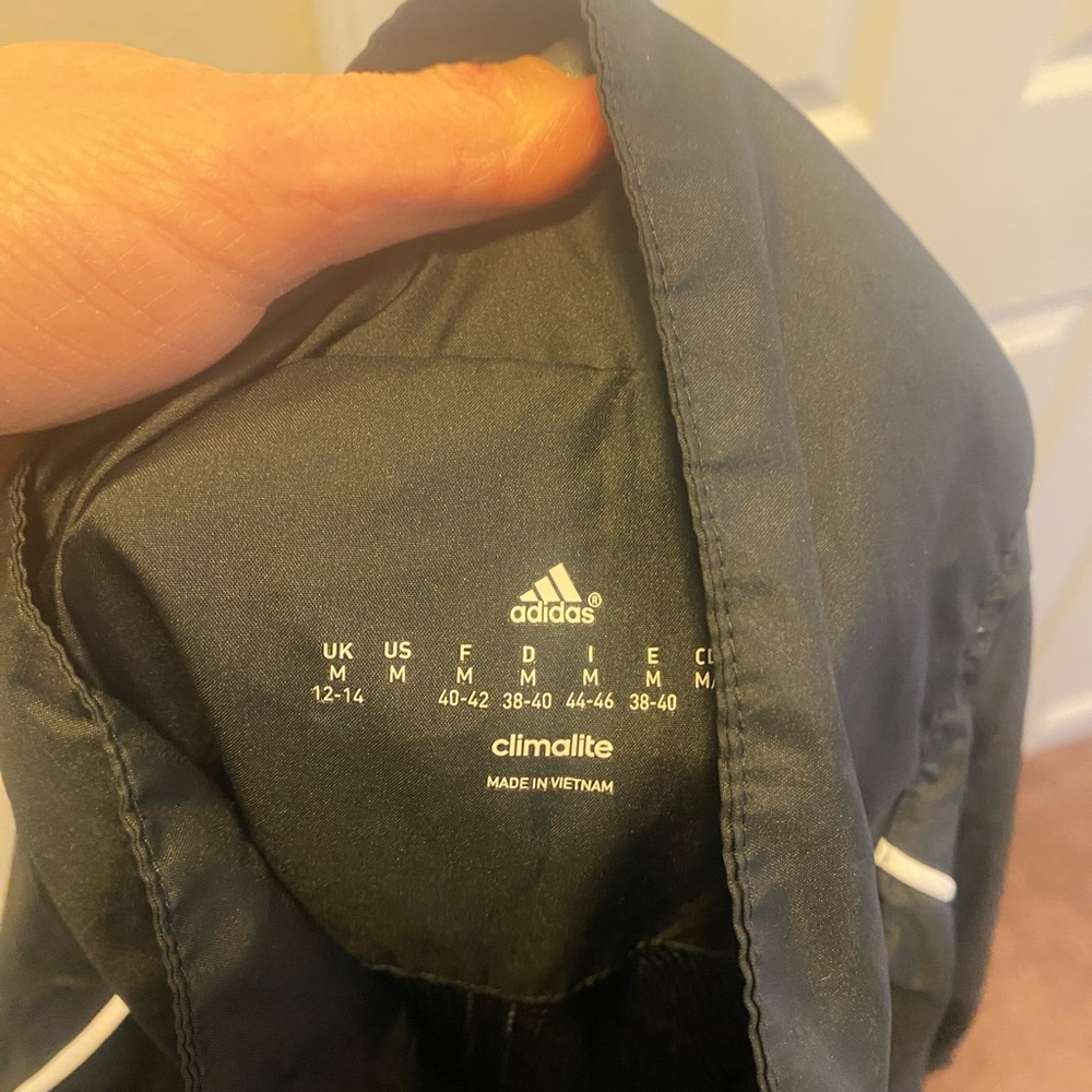 2 FOR $20 Adidas Climaproof Black Windbreaker Jacket White Stripe Size M $60 - Picture 3 of 4